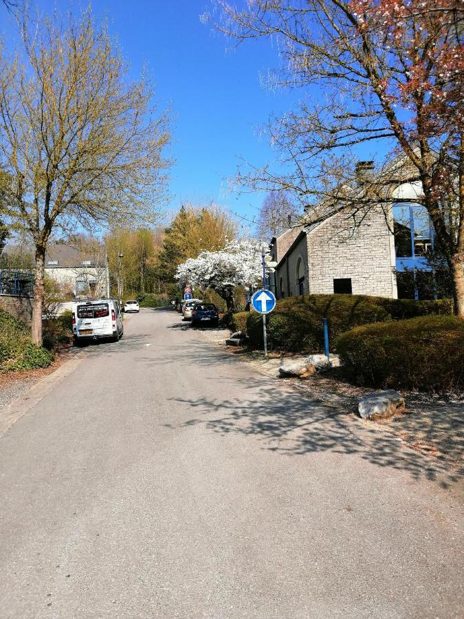 Durbuy, ses ruelles pittoresques, 2ème étape Extérieur photo